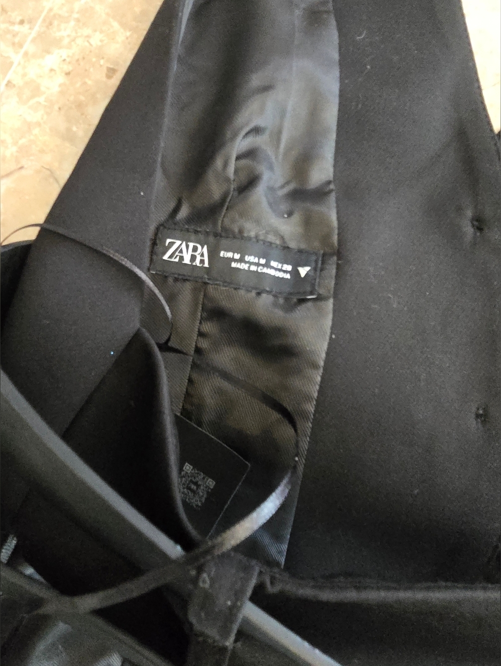 Zara Black Double-Belt Size Medium Halter Vest - Picture 4 of 5